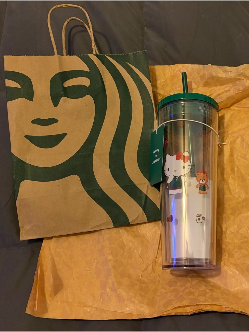 Starbucks Clear Hello Kitty Tumbler with Green Lid and Straw (Authentic)